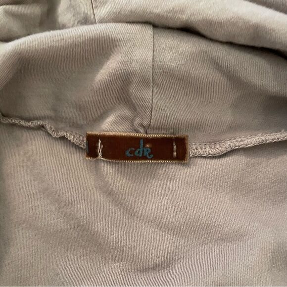 CDR drape long sleeve - Picture 5 of 8